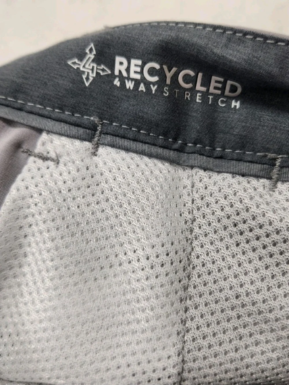 Quiksilver Youth Shorts Regular Fit Size 30/16 Gray ocean Amphibian NWT 03